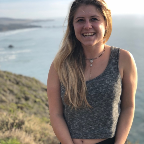 Meet your Posher, Celeste - Picture 4 of 4